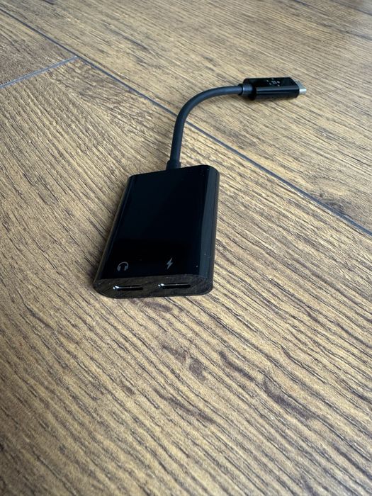 Adapter Belkin Connect Audio + Charge USB-C 60W do 2x USB-C, czarny