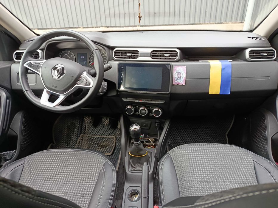 Renault Duster 2023 року
