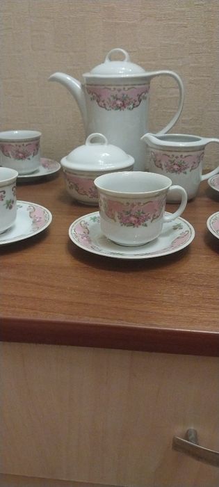 Продам посуд для дому.