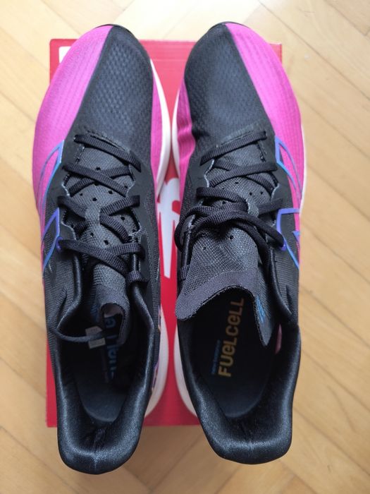 New Balance FuelCell Rebel V2 rozm 45