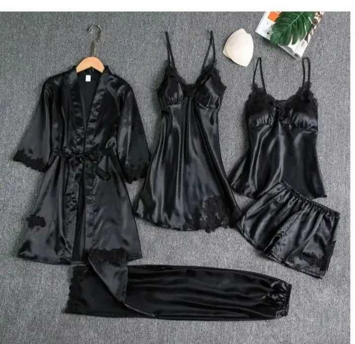 Халат з пеньюаром, піжамою (226/11)