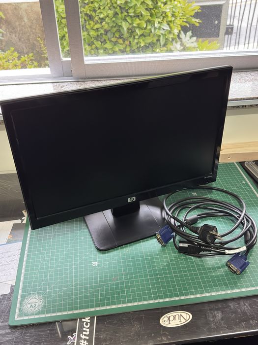 Monitor HP v185ws – Ideal para Escritório, Teletrabalho ou Estudo