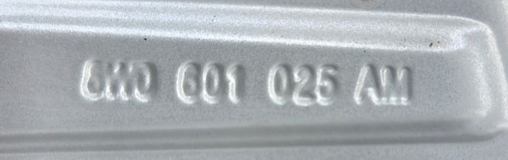 Felgi z oponami zimowymi Audi A4 A5 A6 8,5x19 ET32 5x112