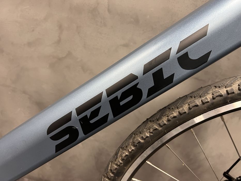 NOWY GRAVEL, rower elektryczny SEBIC 36v 10 AH LG 17 KG Bafang Przerzutki SORA 1x9/ POWYSTAWOWY