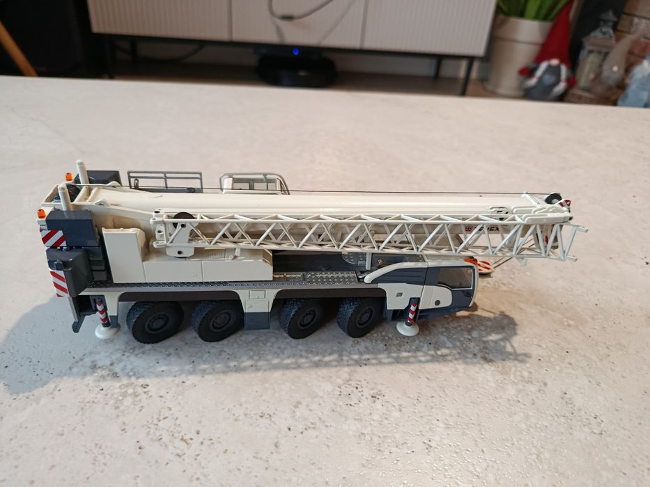 Model Terex Demag A-80, model kolekcjonerski