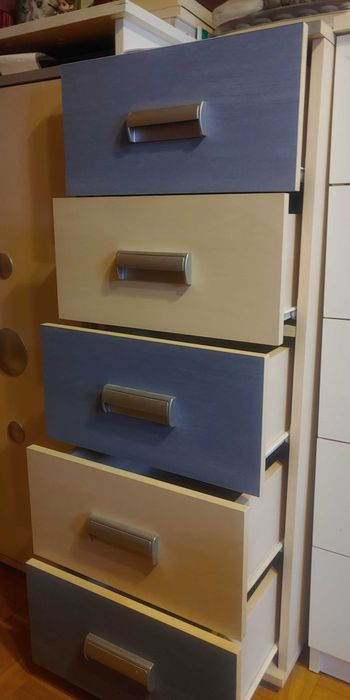 Zestaw mebli młodzieżowych