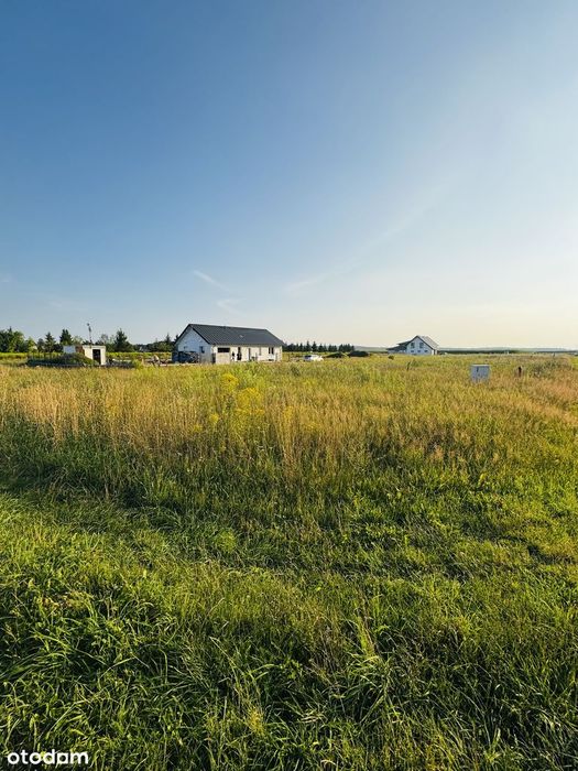 Działka budowlana 970 m² blisko miasta