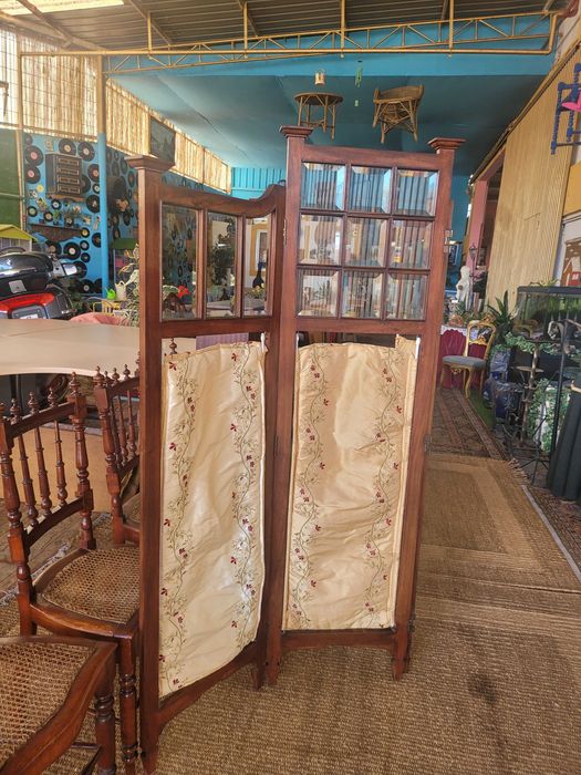 Biombo antigo em madeira e vidro - óptimo estado geral