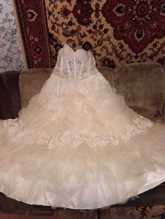 Платье свадебное