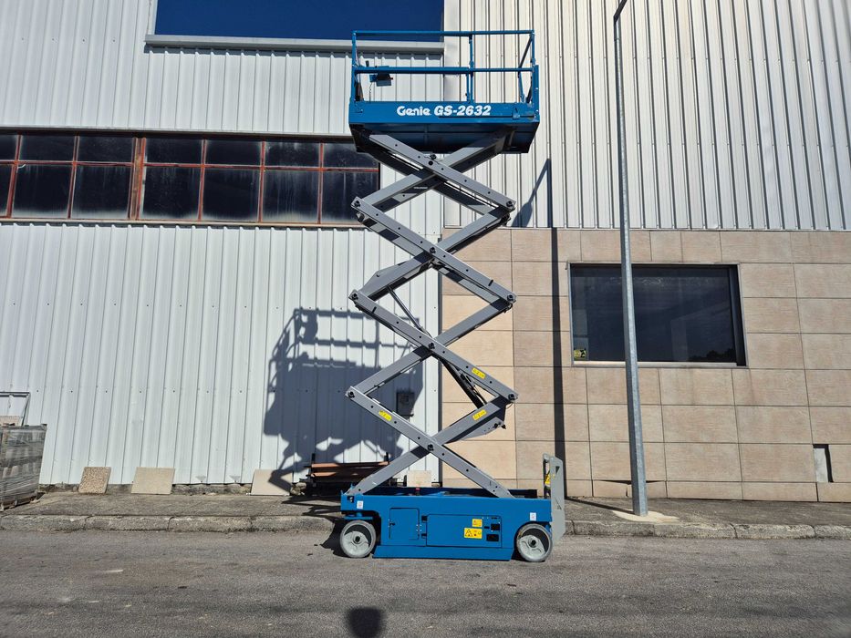 Plataforma elevatória Genie GS 2632