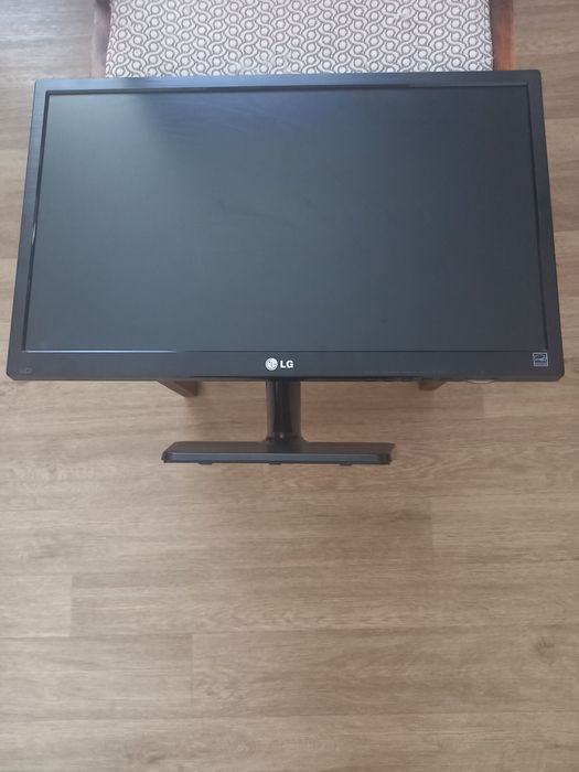 Манитор LG 22М37А