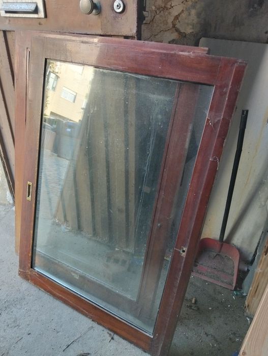 Portas usadas em bom estado