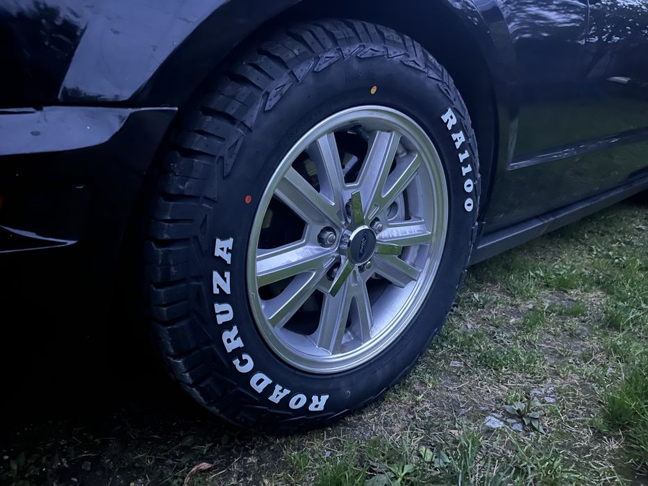 Продам Ford Mustang 4.0