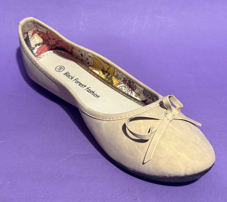 Beżowe gładkie baleriny z kokardą rozmiar 38