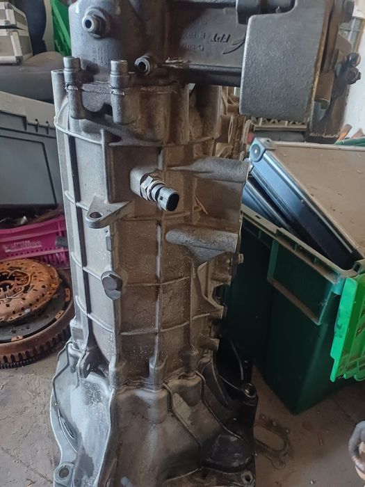 Caixa velocidades iveco 2.3