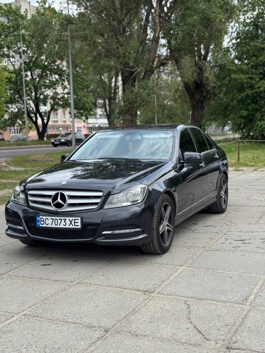 Mercedes-Benz c-class