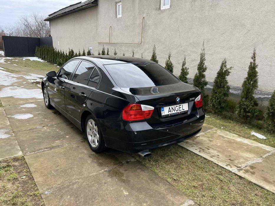 Продам БМВ 318 е90