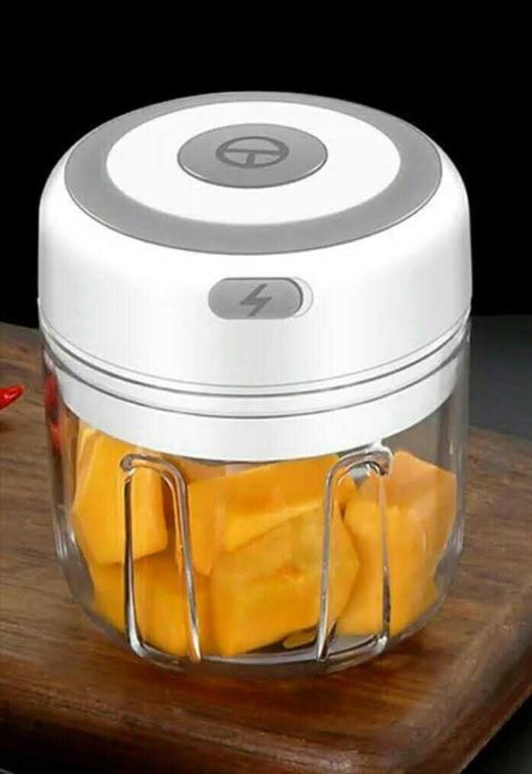 Для детского питания блендер 250мл. заряжаемый