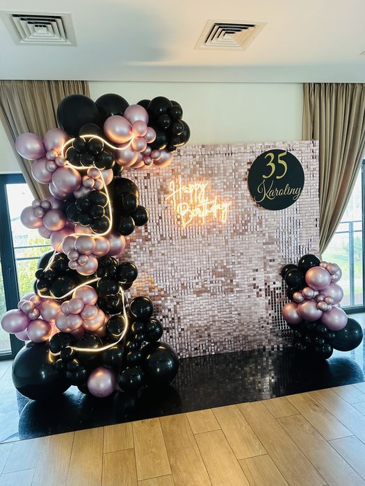 Dekoracja cekinowa ścianka balonowa