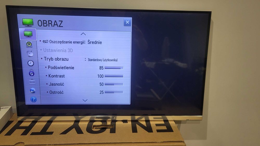 Telewizor LG Cinema 3D, LED PLUS, Smart TV, 42LM670S
