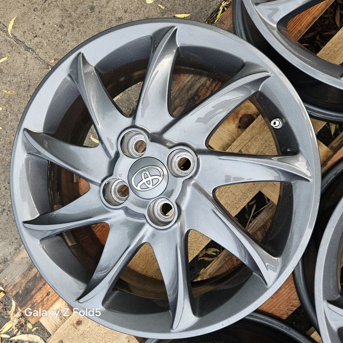 Alufelgi 16 Toyota Yaris III Yaris II Corolla IQ 4x100 ET51 TPMS