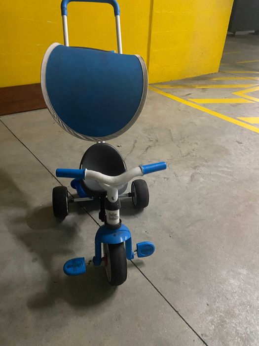 Triciclo com Pega e Tapa Sol