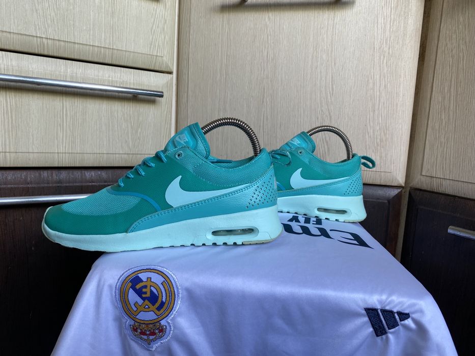Женские кроссовки NIKE Wmns AIR MAX Thea Originals