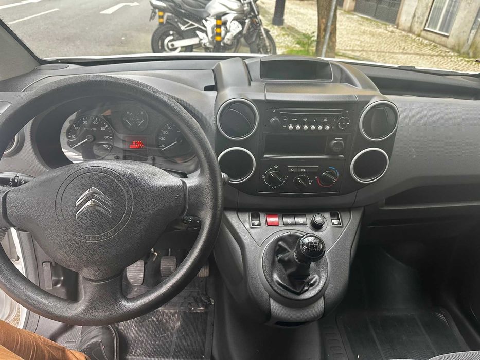 Citroen Berlingo 1.6 Hdi - IVA dedutível