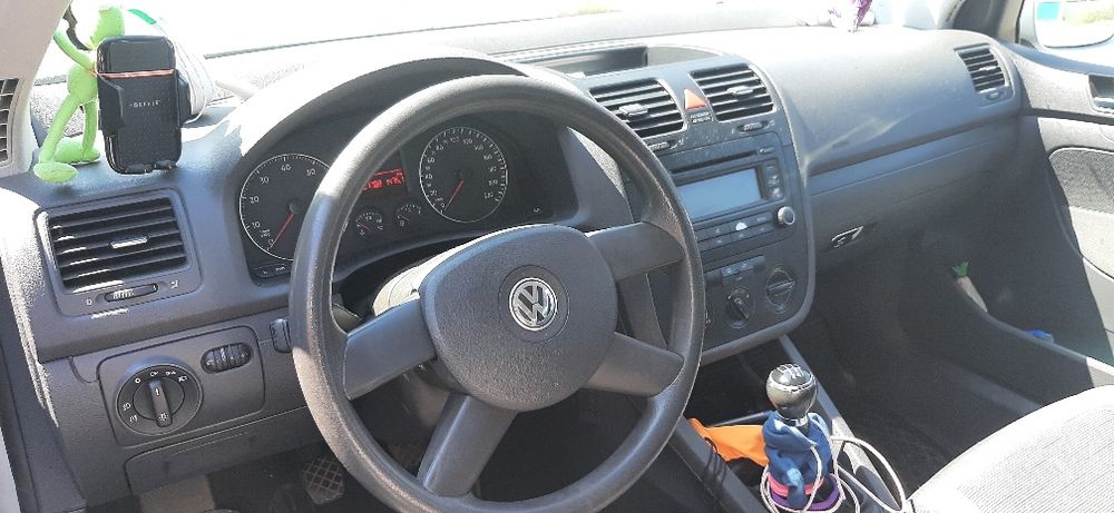 Sprzedam wolkswagen Golf 5 1.4 Benzyna