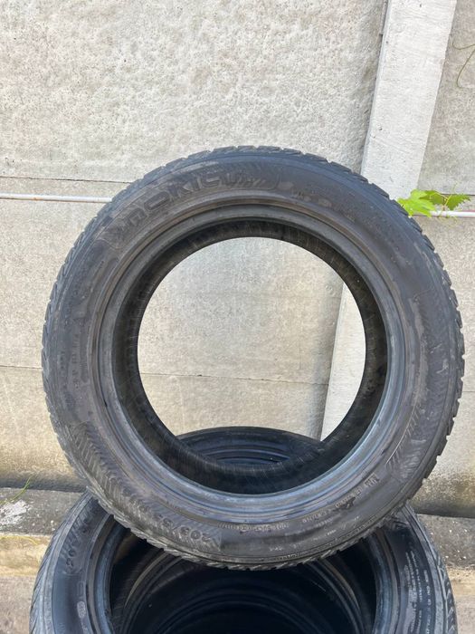 Продам NOKIAN 205/55 R16 , 4шт, Зима