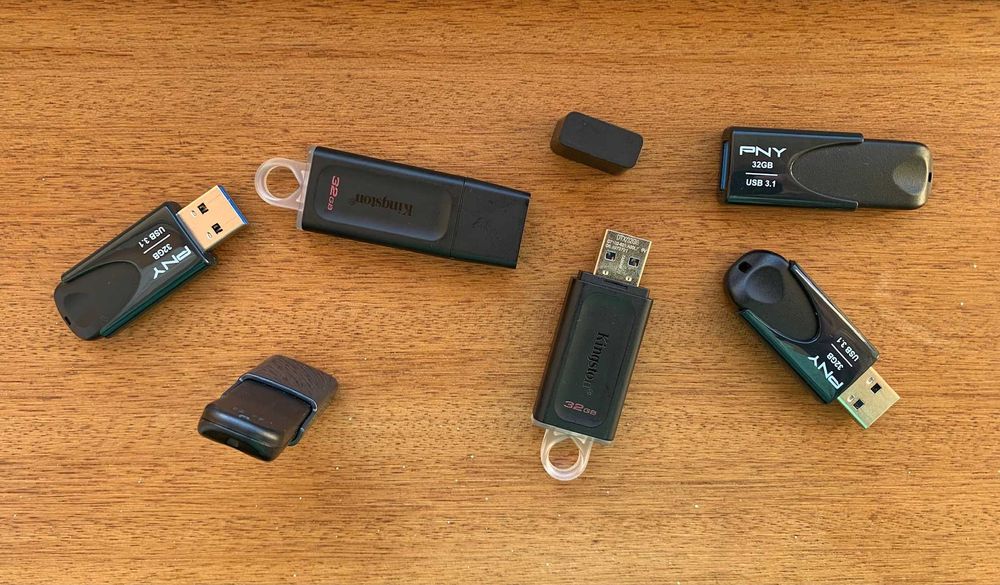 Pen Drivers USB 32GB64584834081154120