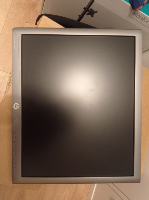 PC Monitors + Monitor Stand + Keyboards + Cables64584776349186124