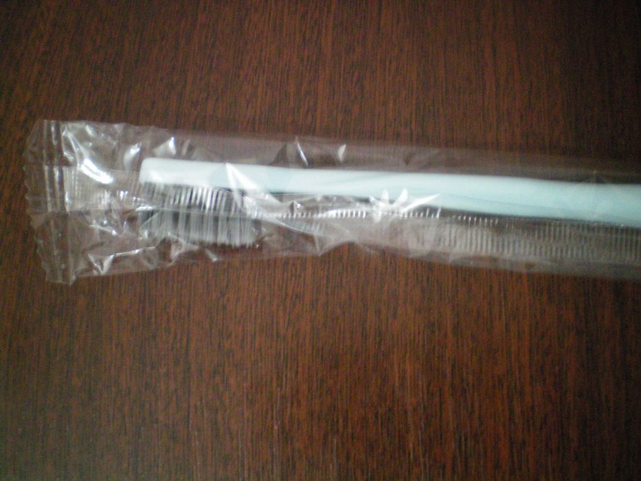 Зубная щётка с мягкой щетиной