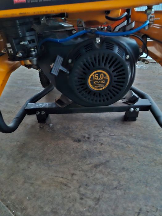 Генератор  Ayerbe lx7000