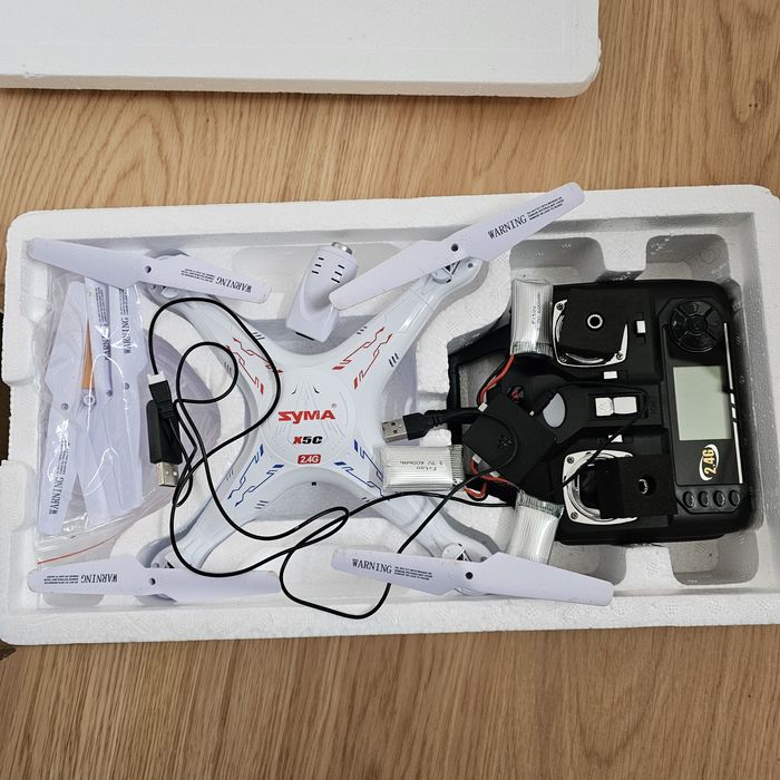 Drone X5C-1 com 4 baterias extras