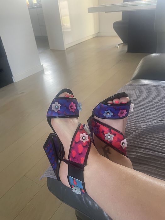 Kat Macone rozmiar 38