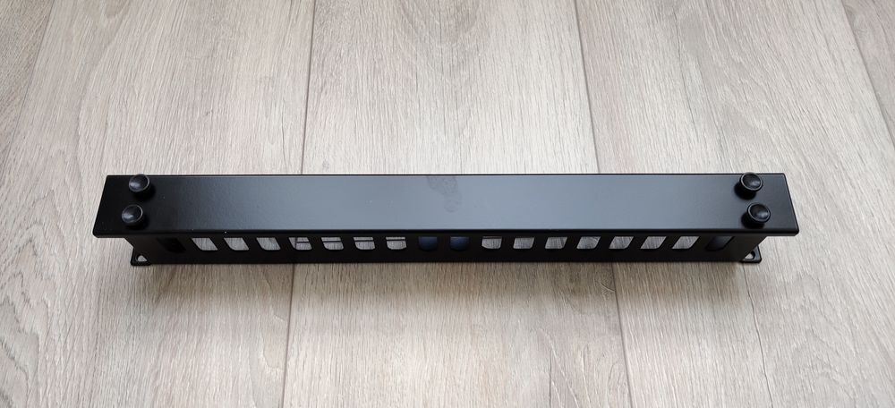 Кабель-органайзер 19" 1U металевий