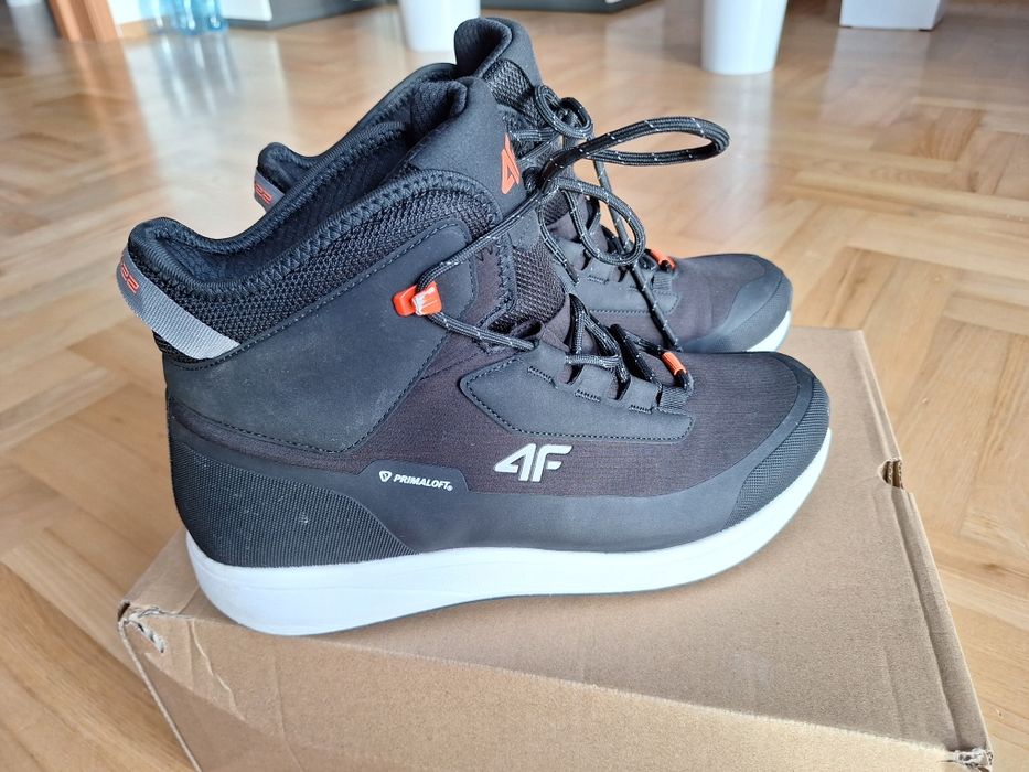 Buty zimowe 4f czarne 42