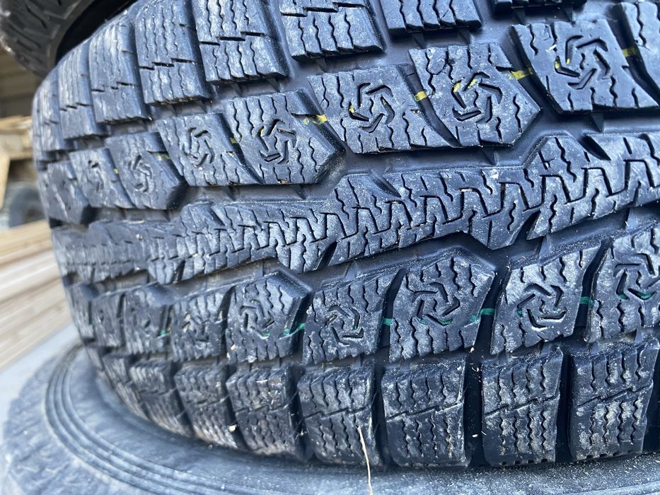 Резина Toyo 205/65-R15