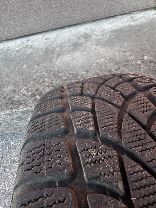 Felgi Audi z oponami 17 cali 235/65