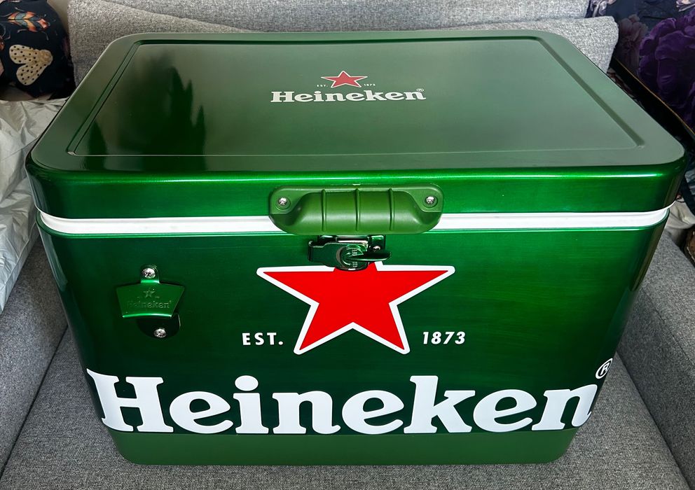 Duży metalowy cooler na piwa na kółkach Heineken, nowy