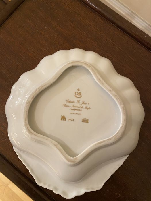 Covilhete  - porcelana Oficina Real