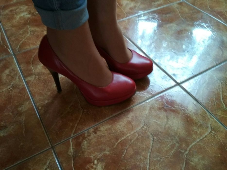 Buty damskie szpilki