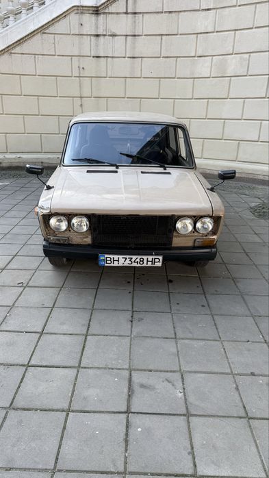 Продам свою шестерку 
По технике без вопросов 
По документам порядок ( переоформление ) 
Очень много доработок по машине было сделано 
1. Свежи собранный мотор после капремонта (есть доказательство) 
2. Электрозажигание 
3. Ковш Sparco 
4. Руль OMP
5. Два карбюратора Dellorto 
6. Самодельный впуск и нулевик 
7. Перенос АКБ в заднюю час авто 
8. Облегчённый и заниженной кузов 
9. Новое сцепление 
10. Расширении арок 
11. Заваренный редуктор 
12. Новая трасса крушителя 
13. Новые оба радиатора 
14. Новый стартер 
15. И огромное количество мелких деталей и доработок

В комплекте к авто отдам 
1. Оригинальные карбюраторы 
2. Стартер 2 шт  
3. Генератор
4. Оригинальный впуск 
5. Два диска с резиной и еще несколько колес 
6. Старый мотор ( с провернутым вкладышем ) 
7. И куча мелочей 
 

Посмотреть машину можно в районе парка Шевченко 
Реальному покупателю при встрече торг