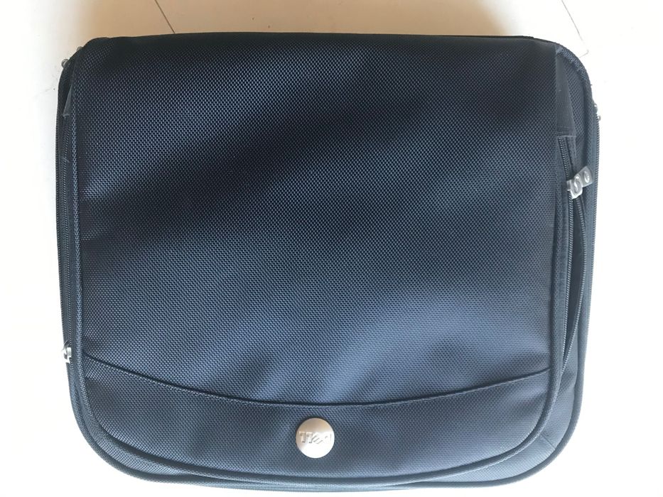 Dell portable laptop bag424590442214215682