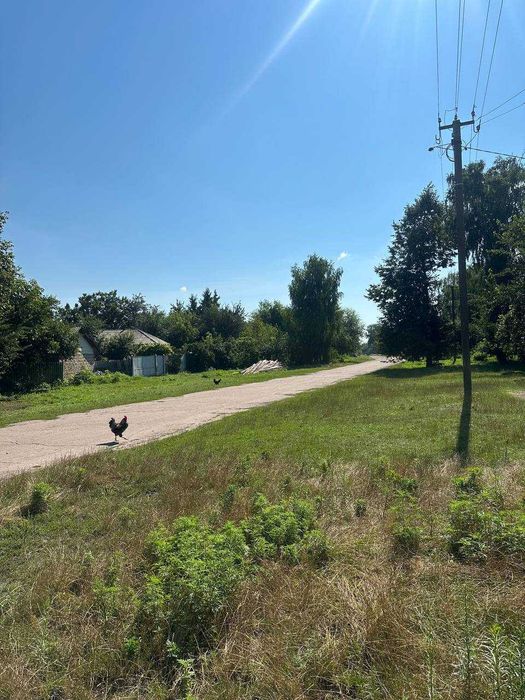 Продаж 1/2 частини будинку в с.Анисів з ремонтом та 7 сотками землі!