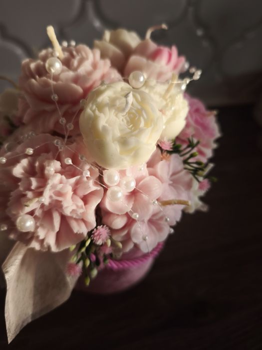 Flower Box ze świec świece sojowe,piękny prezent