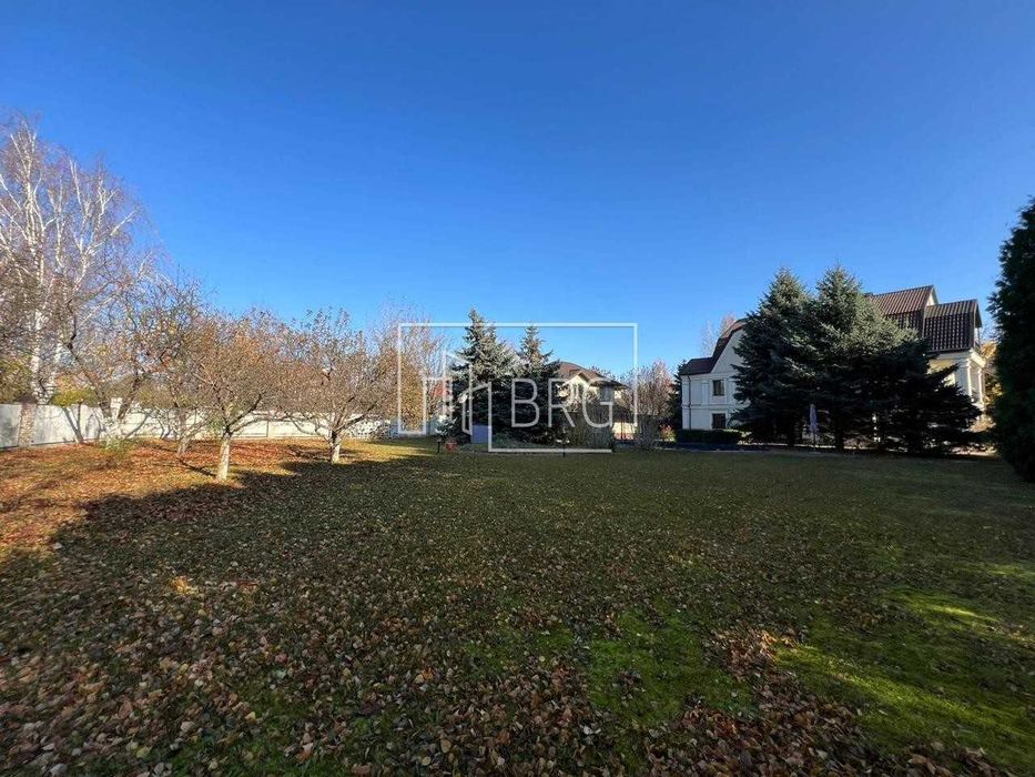 Продажа дома с бассейном и выходом на Козинку КГ Золотые ворота без%