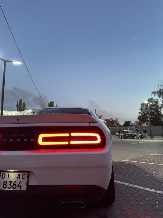 Продам Dodge Challenger