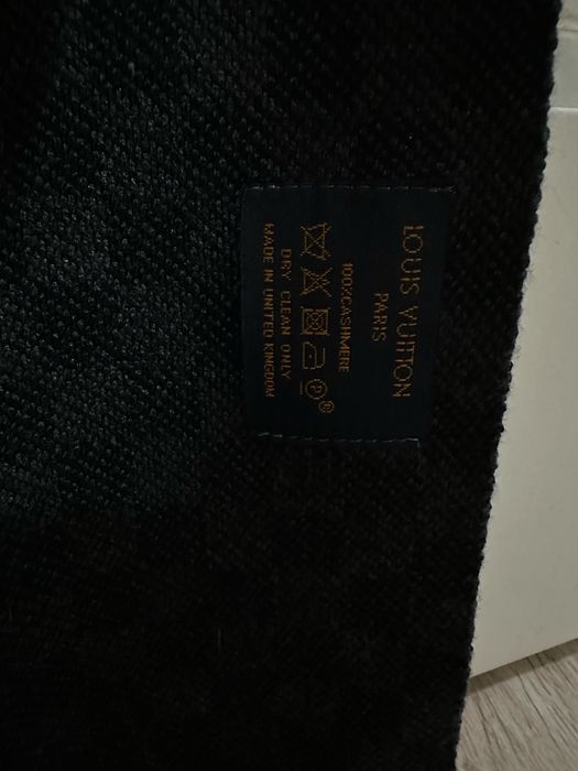 Szalik Louis Vuitton